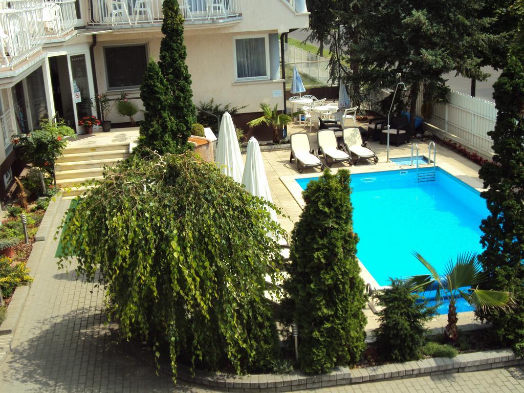 Hotel Diana Siofok Exterior photo