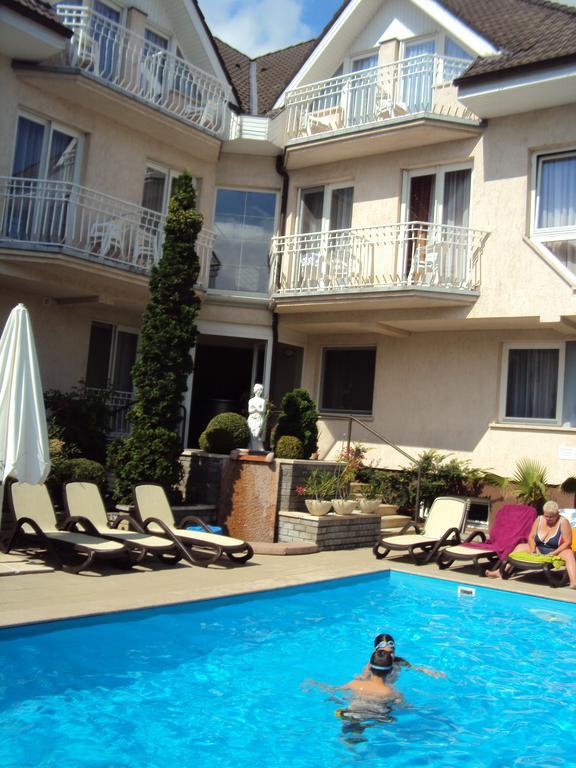 Hotel Diana Siofok Exterior photo